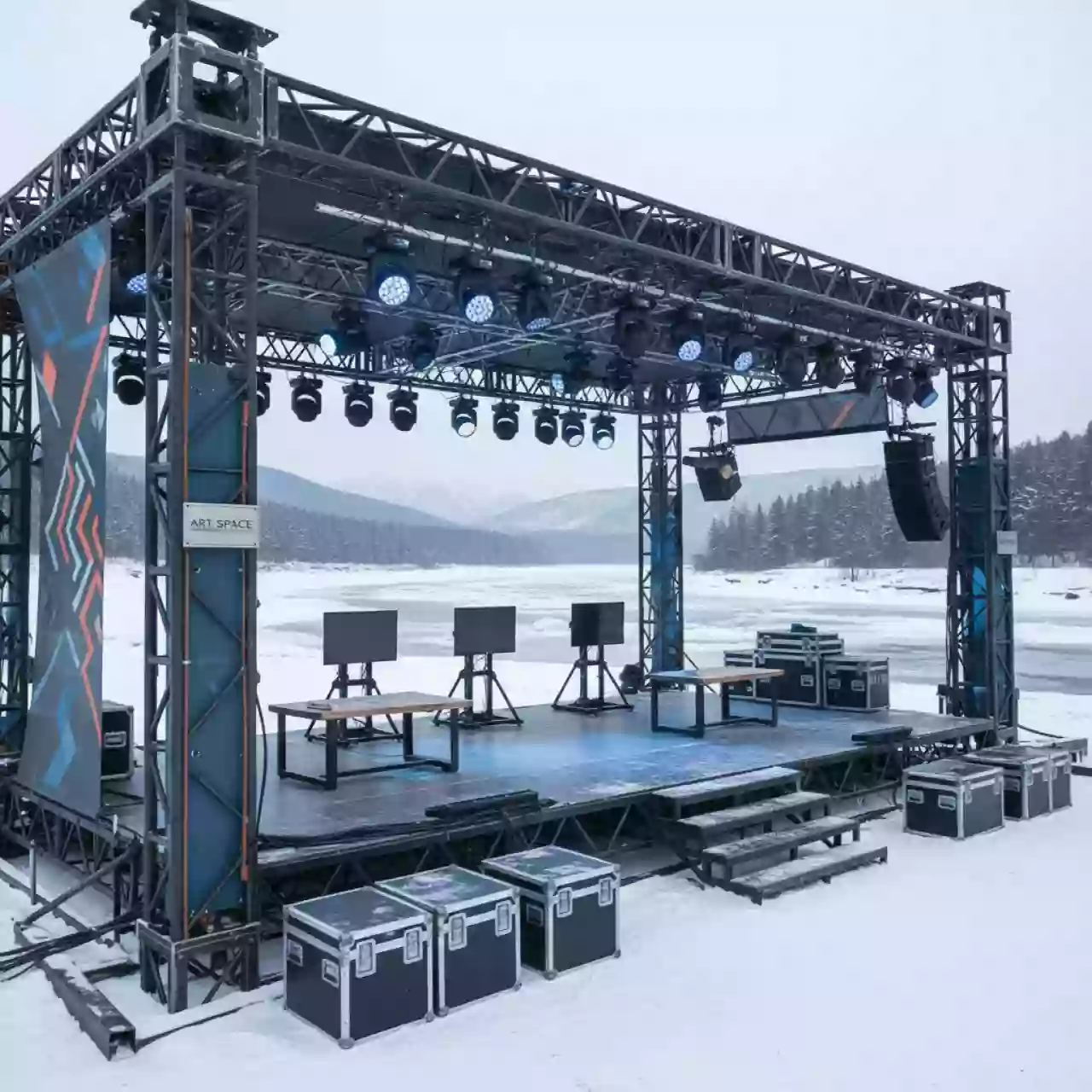 Аренда Монтаж сцены ко Дню города Самары на пляже «Ривьера» — ART SPACE