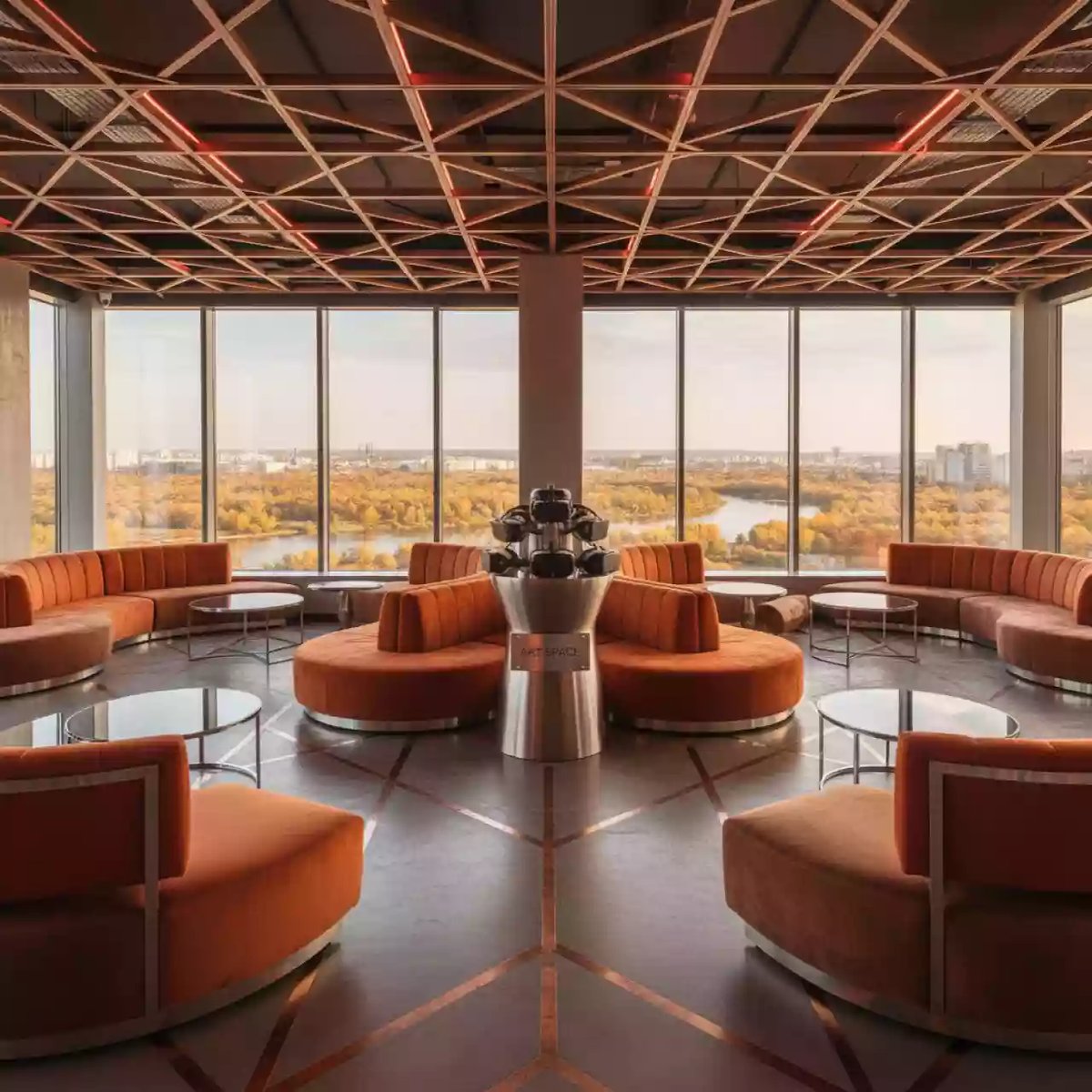 Аренда На высоте VR в Маринс Парк Отеле — ART SPACE