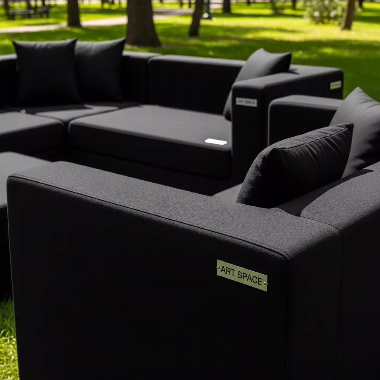 Аренда Набор чехлов для мебели лаунж зон Hacienda черный в парке «Ривьера» — ART SPACE