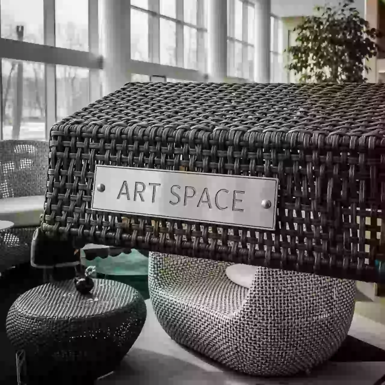 Аренда Набор плетеной мебели NEW 7040 2023 в Маринс Парк Отеле — ART SPACE