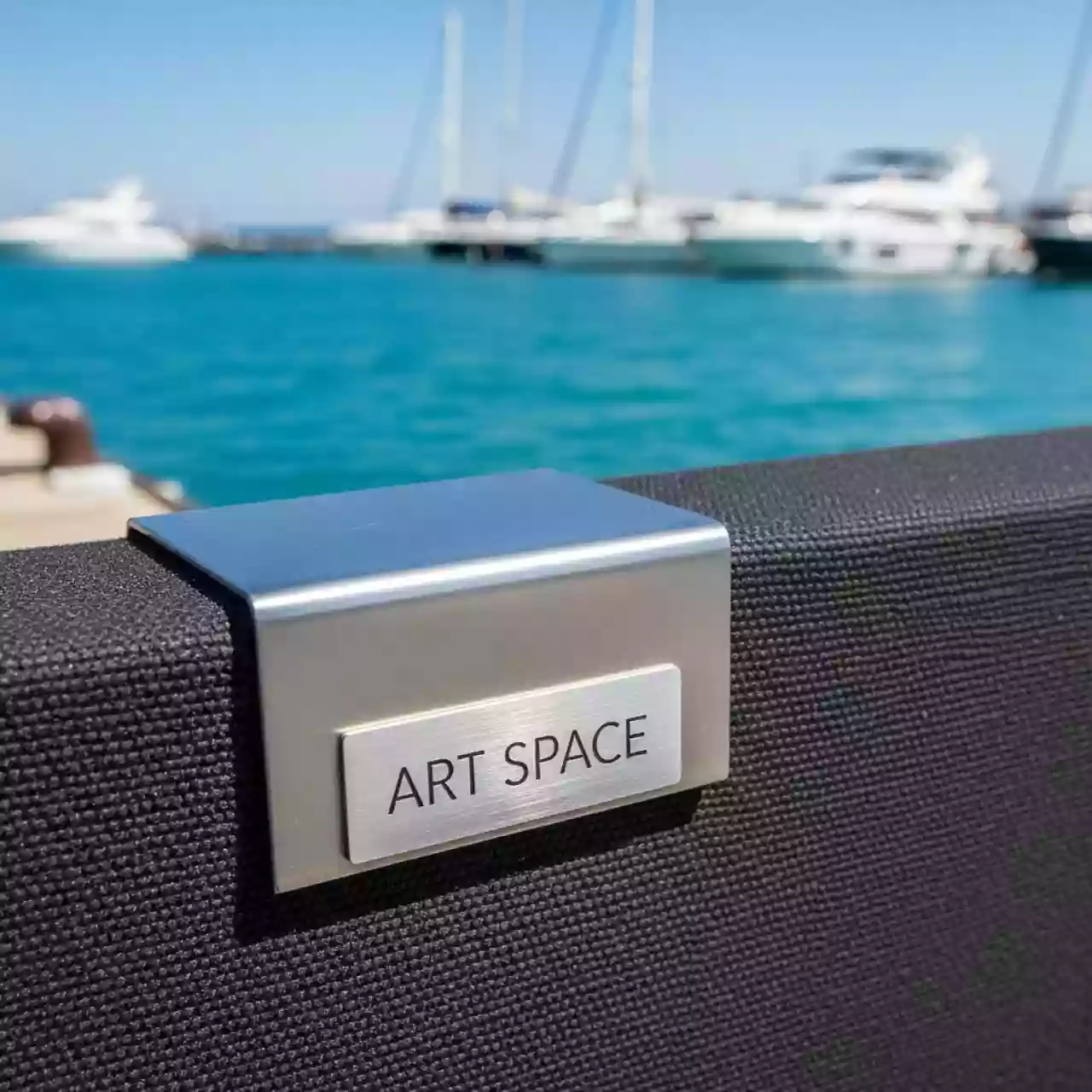 Аренда Набор зажимов для кашпо Sipario Kit Clips на парусной регате (Сочи) — ART SPACE