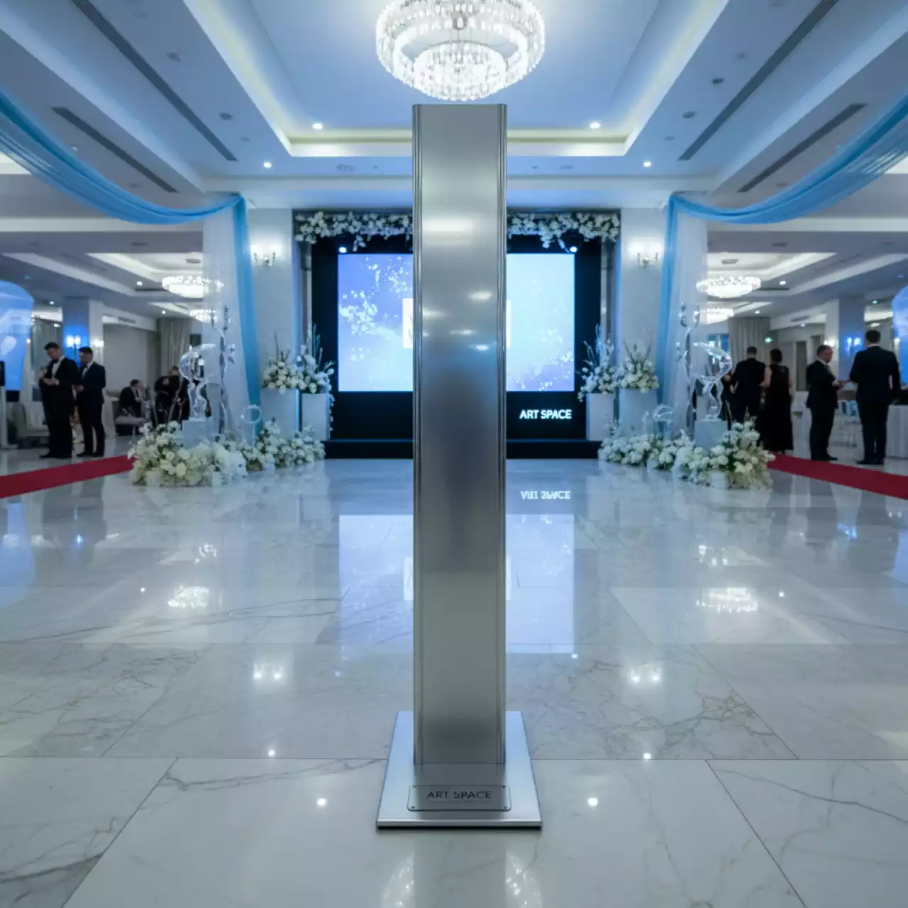 Аренда Напольный стенд Roland PNS 24 в Boutique Hotel PORTUM 1905 — ART SPACE