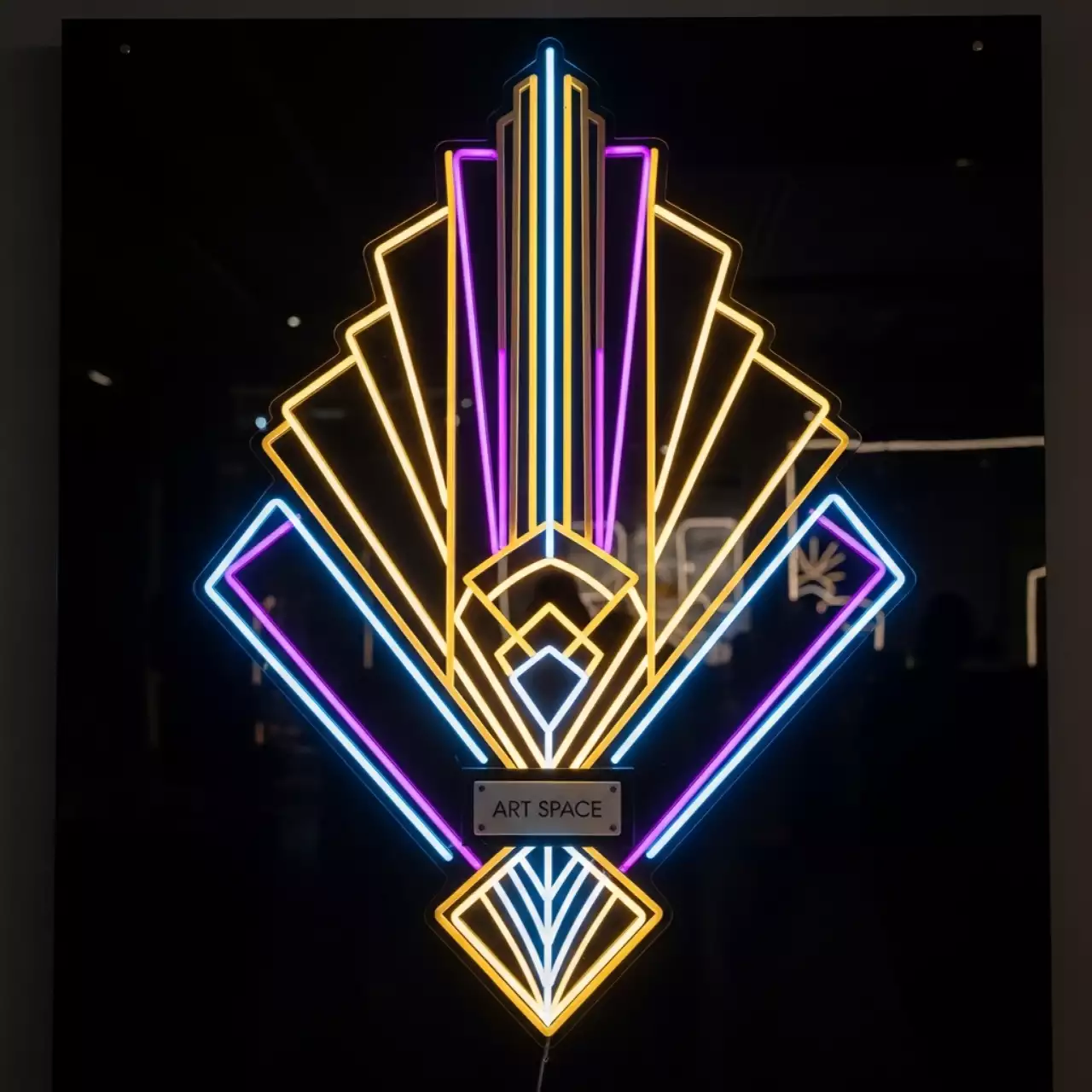 Аренда Неоновая картина на Имеретинской набережной — ART SPACE