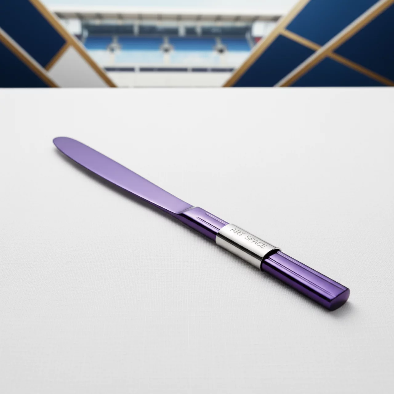 Аренда Нож столовый фиолетовый Sapporo 220 мм в санатории «Октябрьский» — ART SPACE