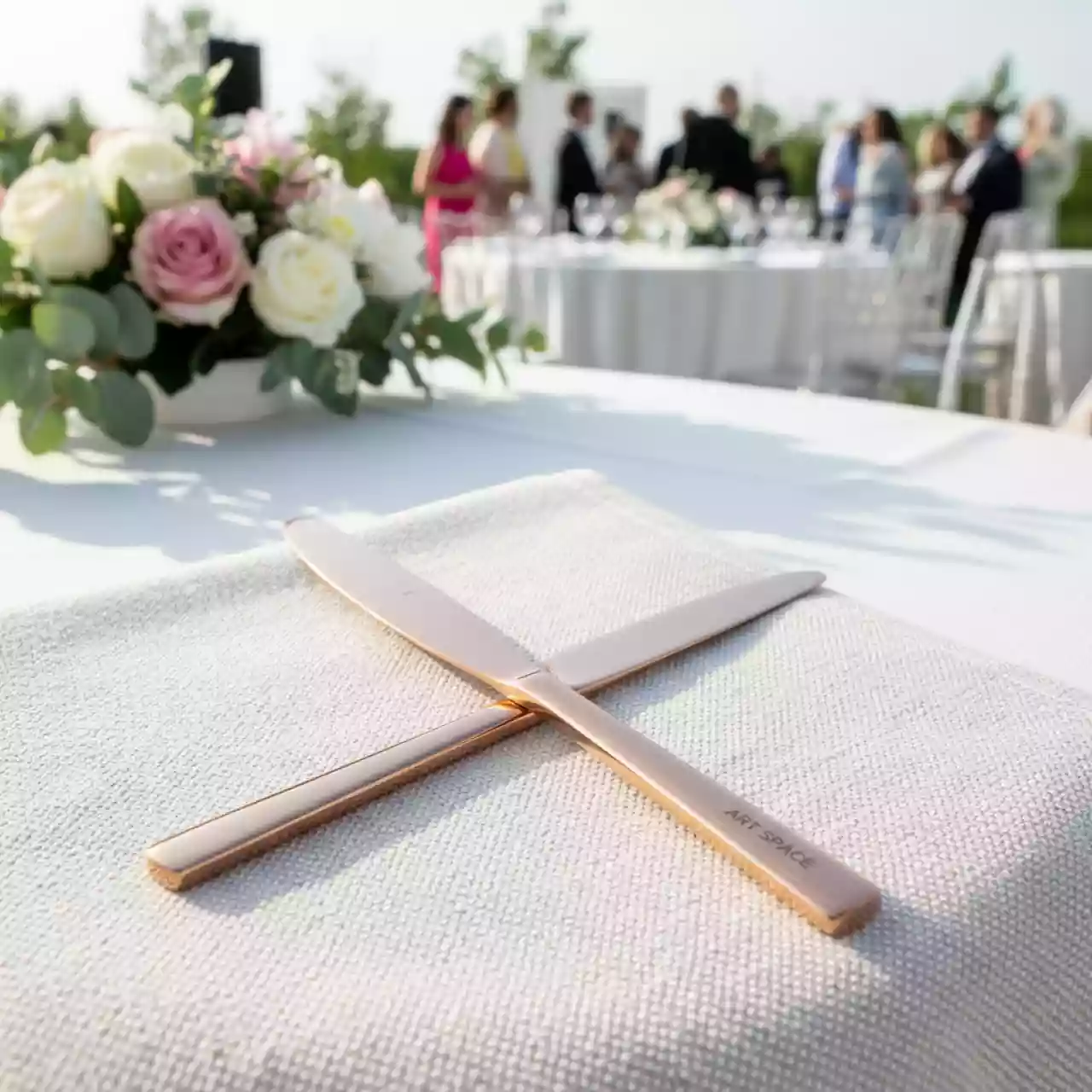 Аренда Нож столовый Sapporo розовое золото в банкетном зале «Дельфин» — ART SPACE
