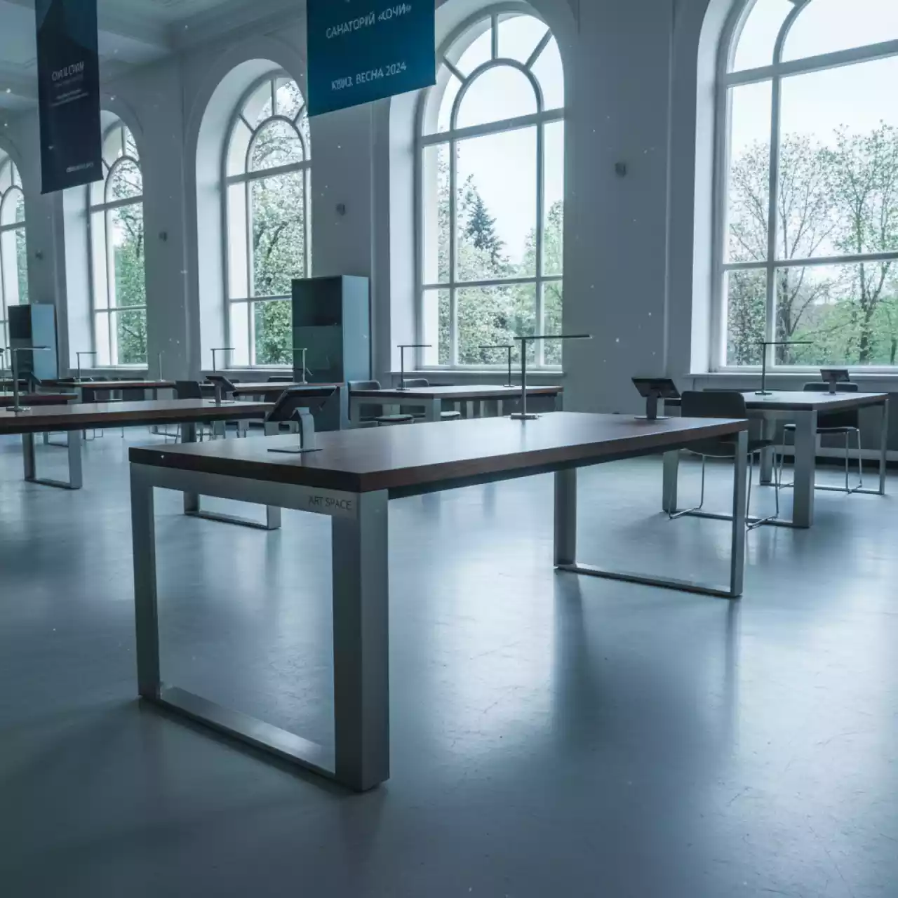 Аренда Обеденный стол SEN 138 STND в санатории «Сочи» — ART SPACE