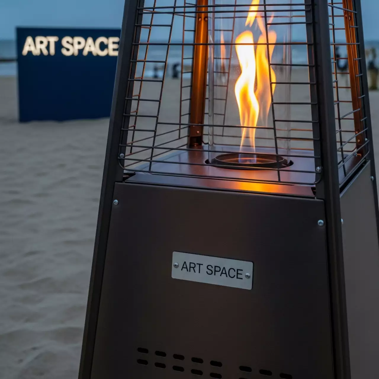 Аренда Обогреватель газовый уличный Stilleh Pyramid x4 Bronse на пляже «Маяк» — ART SPACE