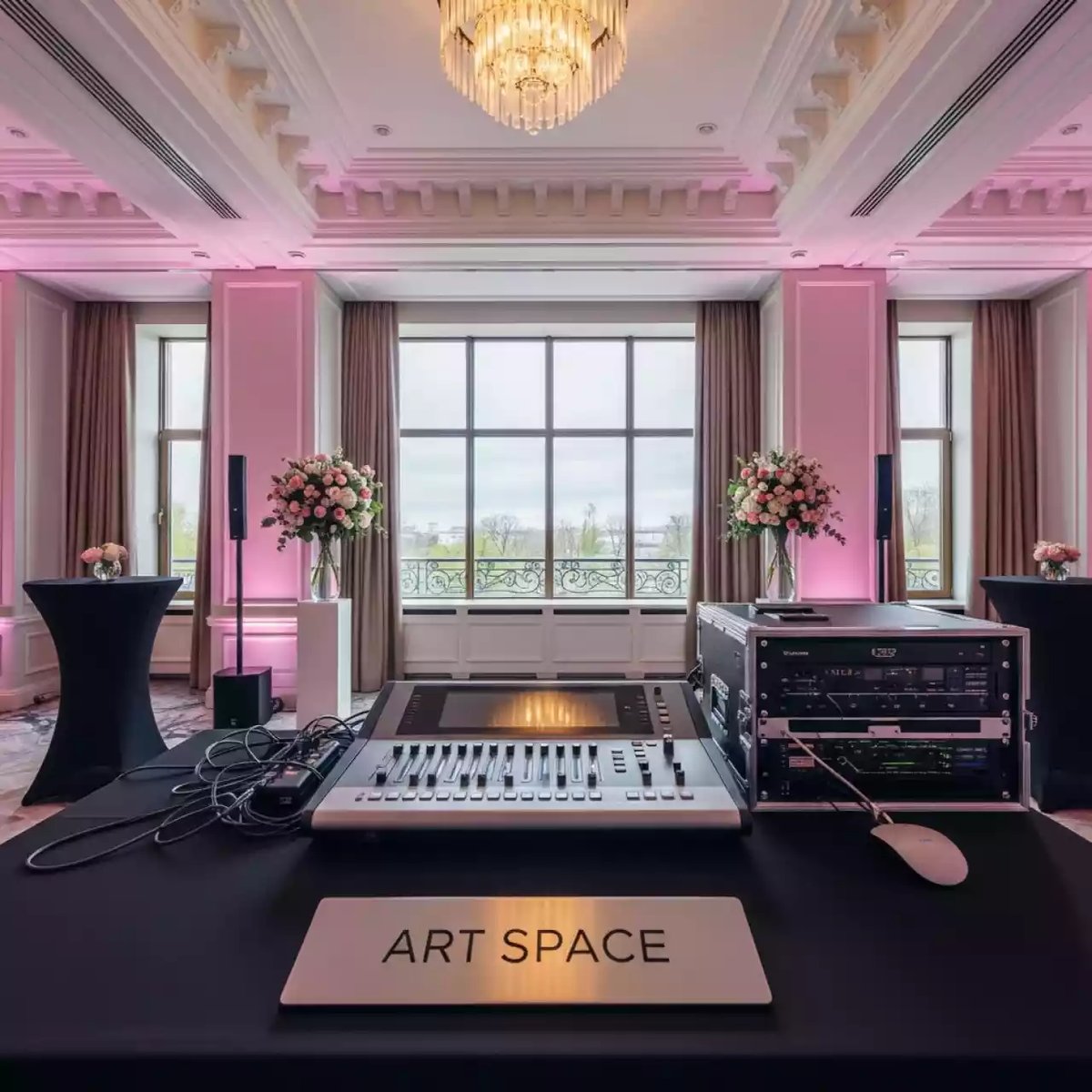 Аренда Оборудование коммуникационное в Pullman Sochi Centre — ART SPACE