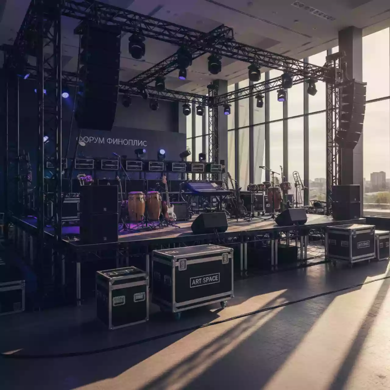 Аренда Оборудование звуковое для группы Latin Rey установка бэклайна и обслуживание в Cosmos Sochi Hotel — ART SPACE