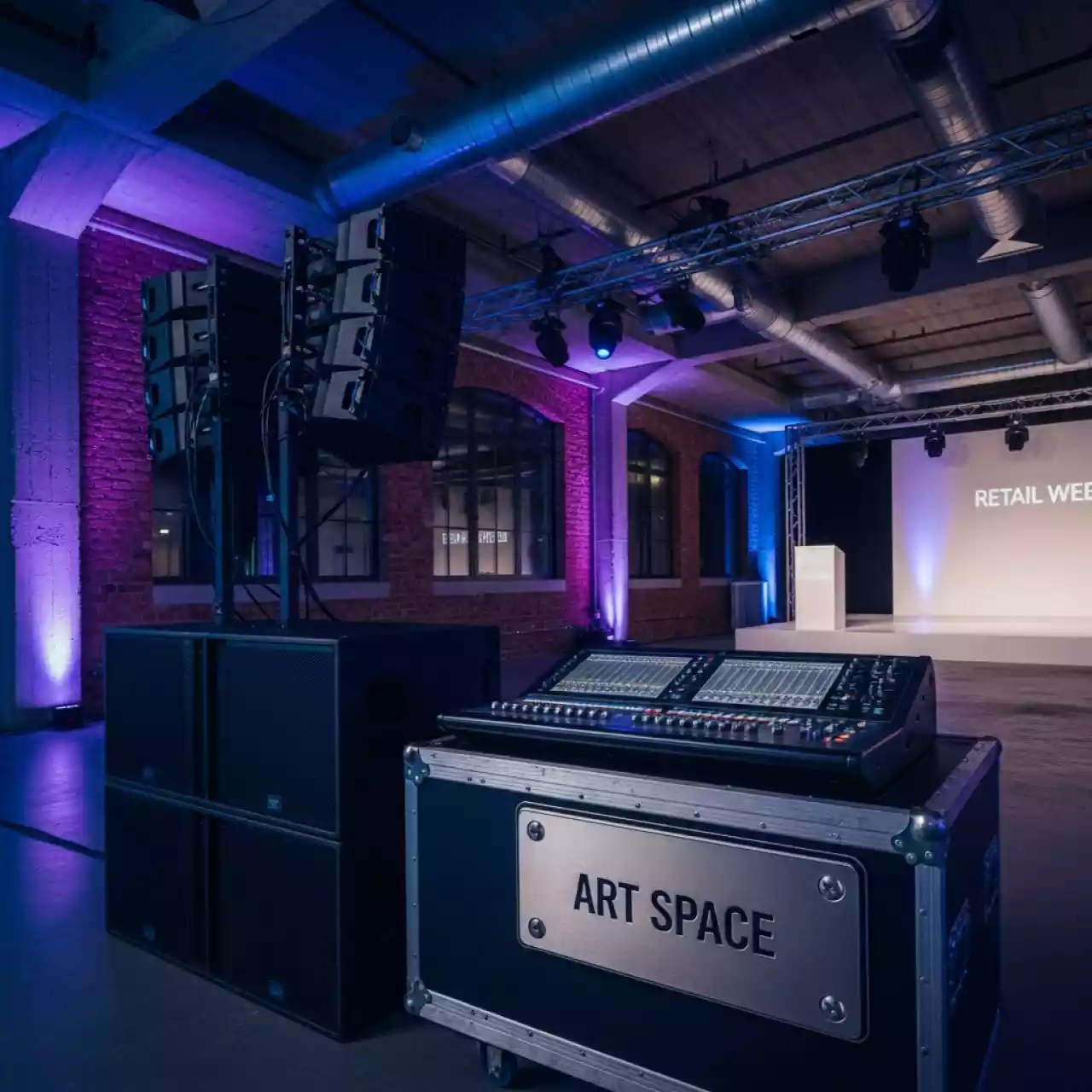Аренда Оборудование звуковое для театров и концертных залов в лофте «Студия 21» — ART SPACE