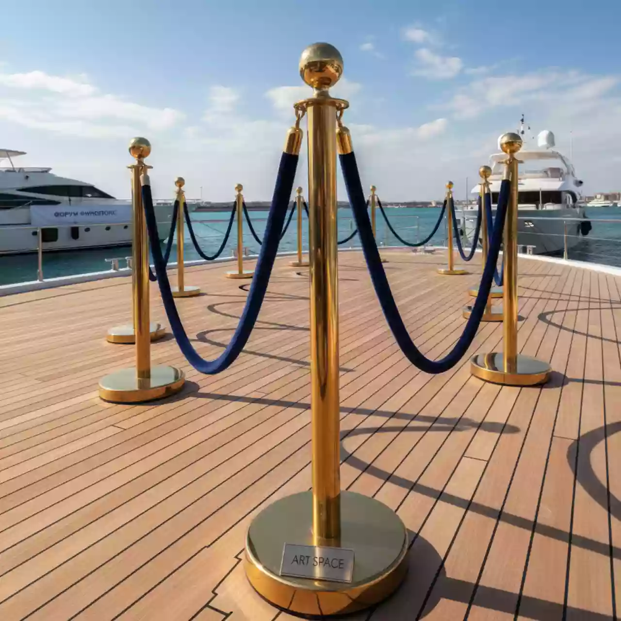 Аренда Ограждения барьерные на VIP-яхте (Имеретинский порт) — ART SPACE
