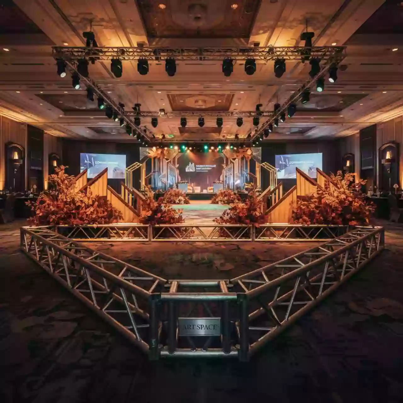 Аренда Основание опоры для алюминиевых ферм в Mövenpick Hotel — ART SPACE