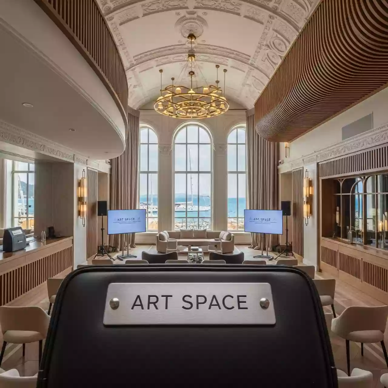 Аренда Особняк Салтыкова большой банкетный зал на парусной регате (Сочи) — ART SPACE