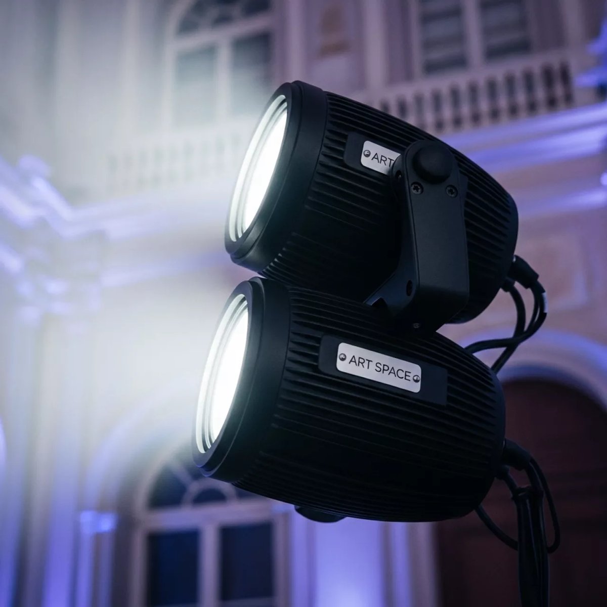 Аренда Отбивка светодиодная Eurolite LEDBlinder 2х100 Вт в усадьбе Голицына — ART SPACE