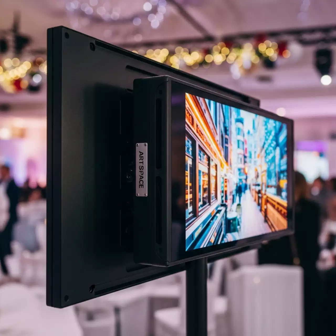 Аренда Панель профессиональная Prestel CD NF175A в Гранд Отель Сочи — ART SPACE