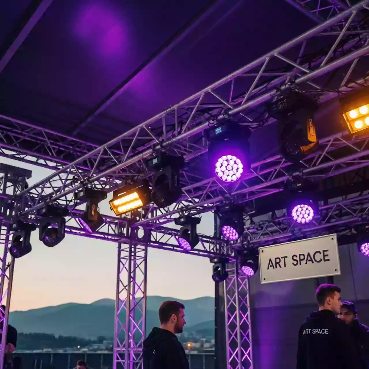 Аренда Параблайзер ADJ 12P Hex с ультрафиолетом в Skypark Sochi — ART SPACE