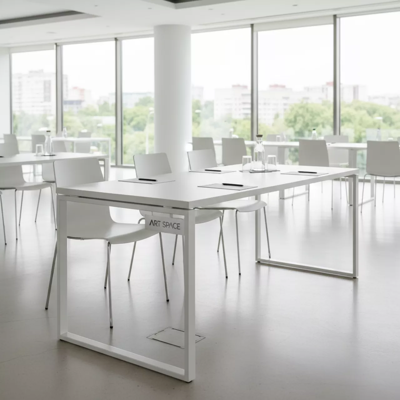 Аренда Парта белая 140х60 в гранд-отеле «Жемчужина» — ART SPACE