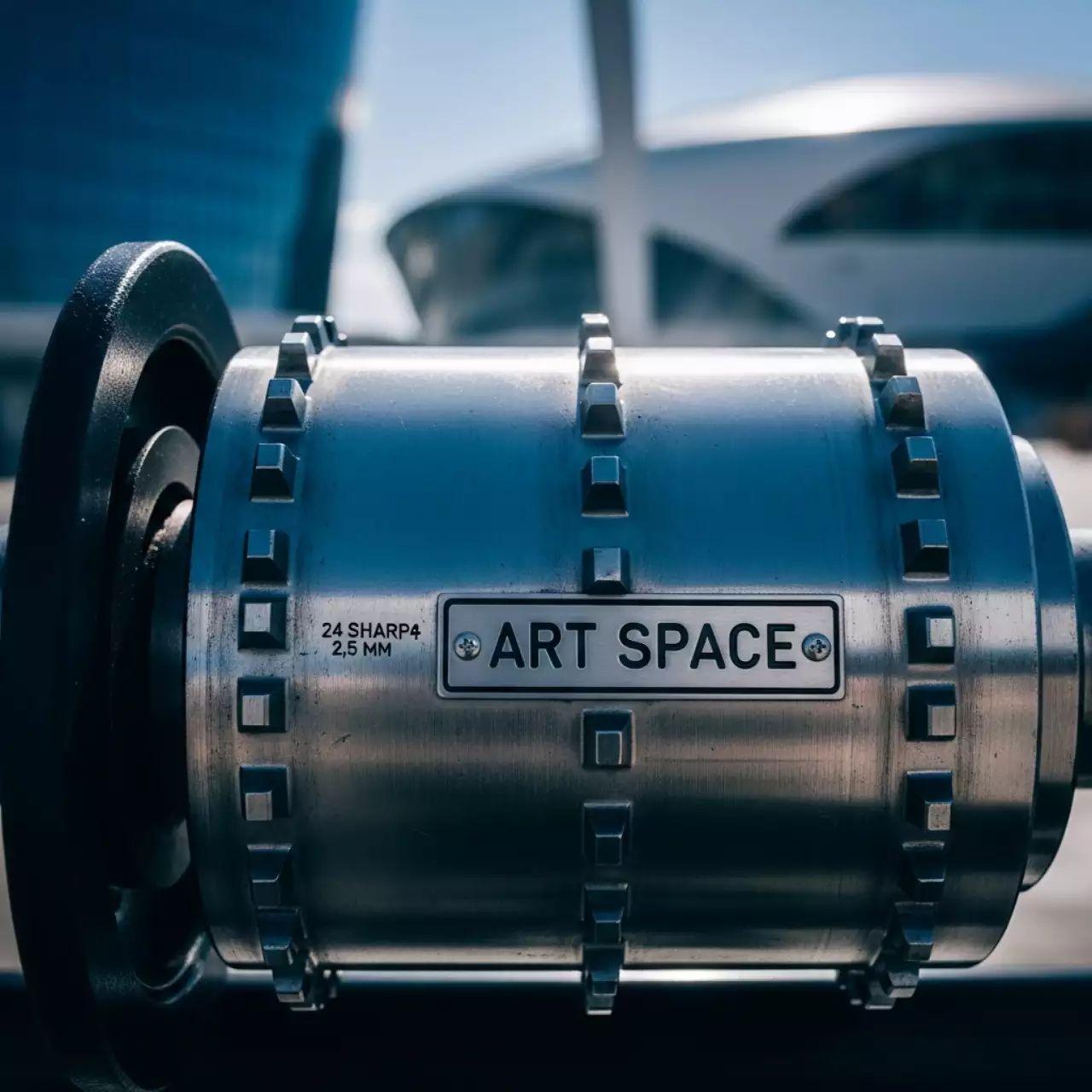 Аренда Перфорационный ролик Paperfox 24 зуба 2,5 мм на арене «Фишт» — ART SPACE