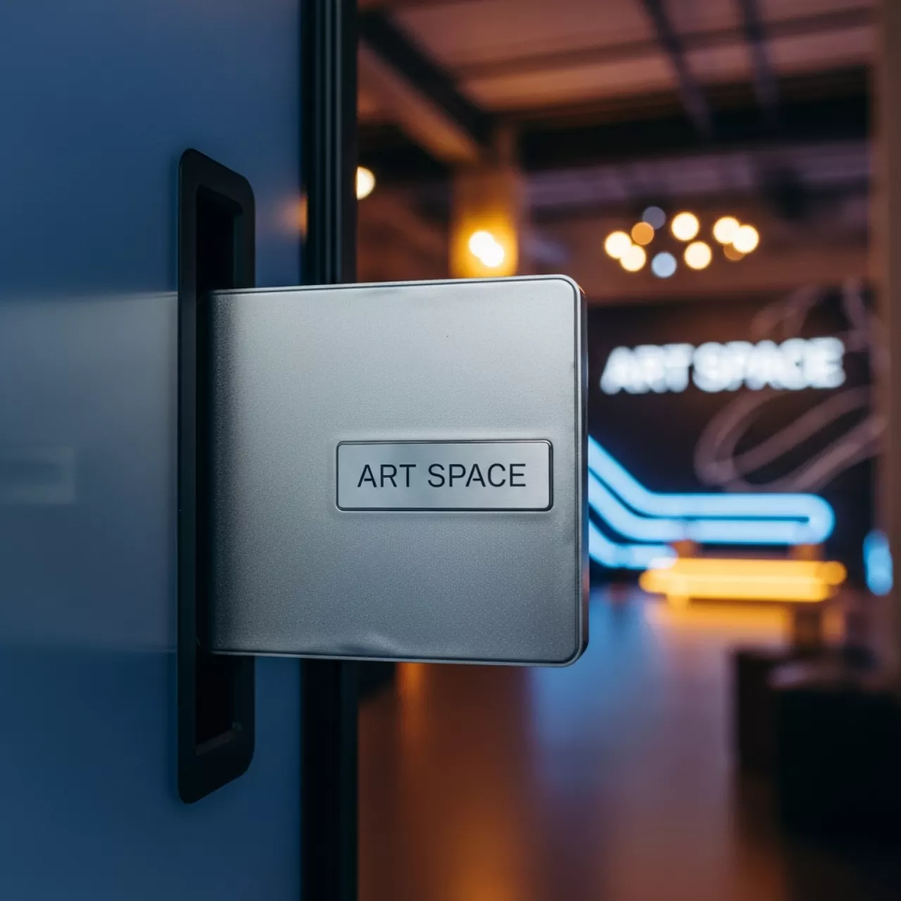 Аренда ПК встраиваемый Lumien LMOPS05Y в Маринс Парк Отеле — ART SPACE