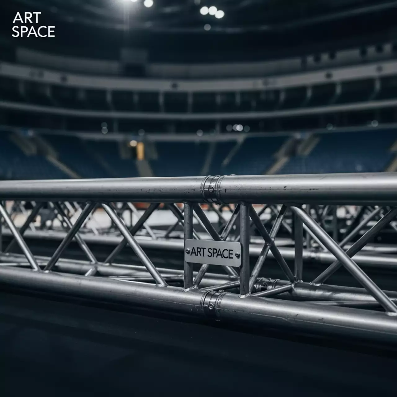 Аренда Плано графит матовый в Ледовом дворце «Айсберг» — ART SPACE