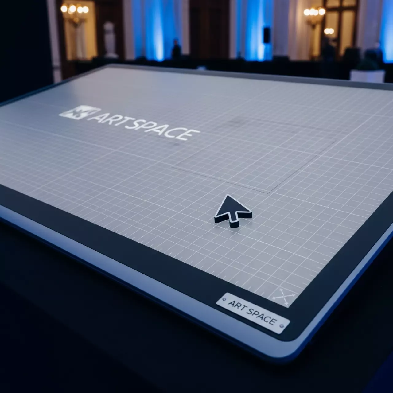 Аренда Планшет графический GTCO CalComp DrawingBoard VI 4 кнопочный проводной курсор 36x48 в гранд-отеле «Жемчужина» — ART SPACE