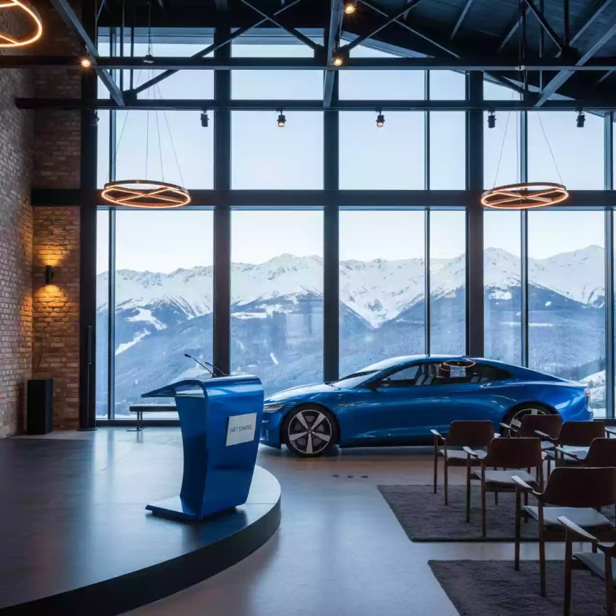 Аренда Пленка плоттерная автомобильная Oracal 970 363 52х50 м на курорте «Газпром» (Альпика) — ART SPACE