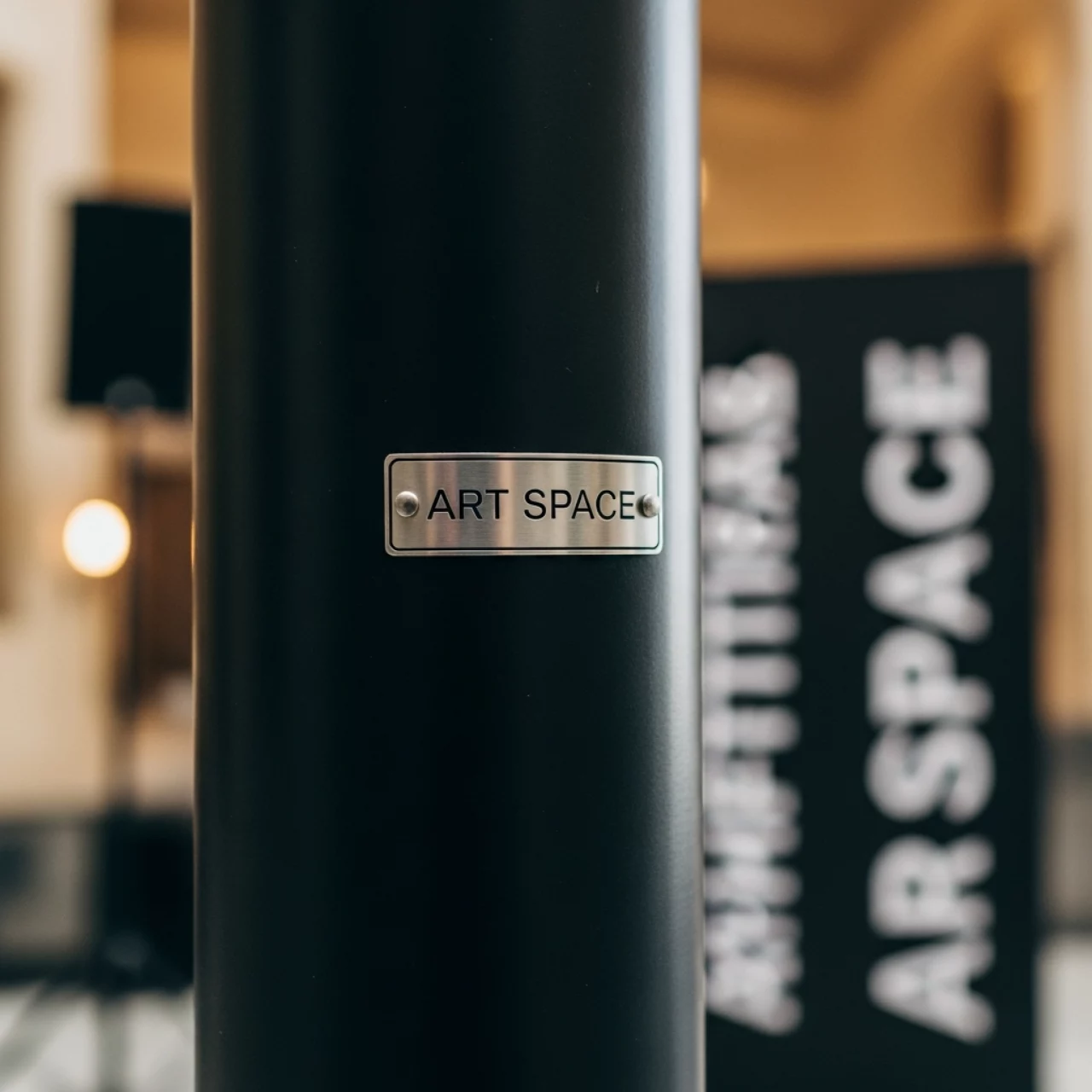 Аренда Плоттерная пленка Oracal 641 26 1x50 м в Boutique Hotel PORTUM 1905 — ART SPACE