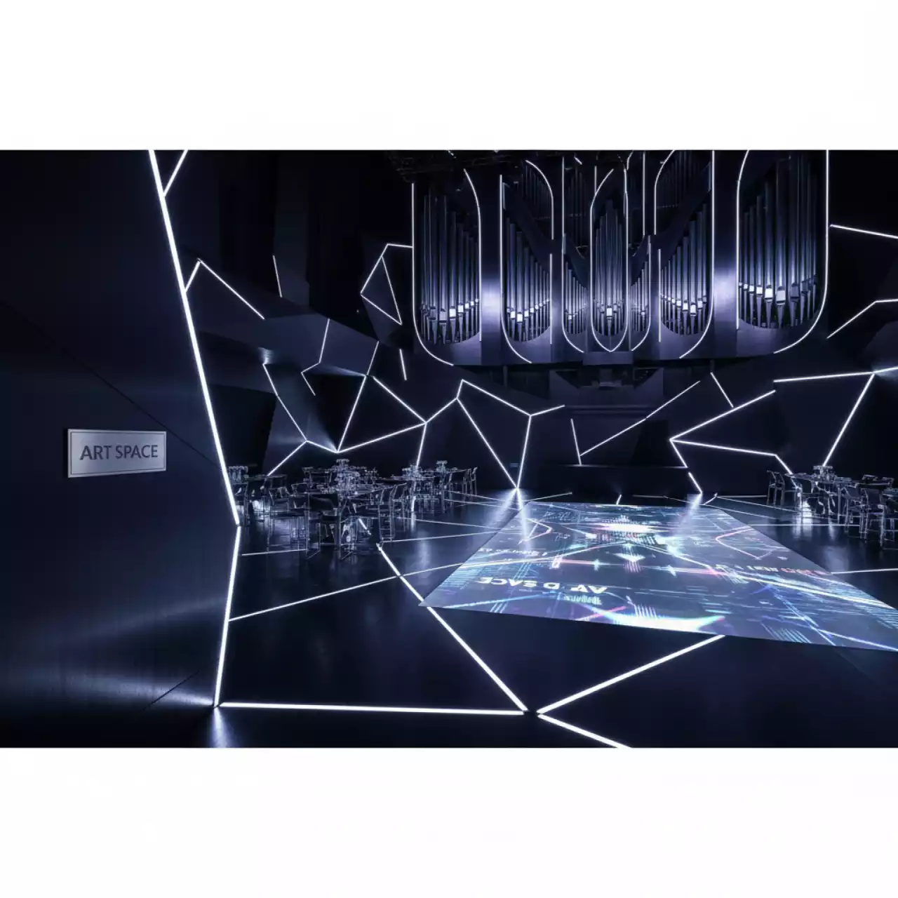 Аренда Плоттерная пленка Oracal 641 63 1,26х50 м в Зале органной и камерной музыки — ART SPACE