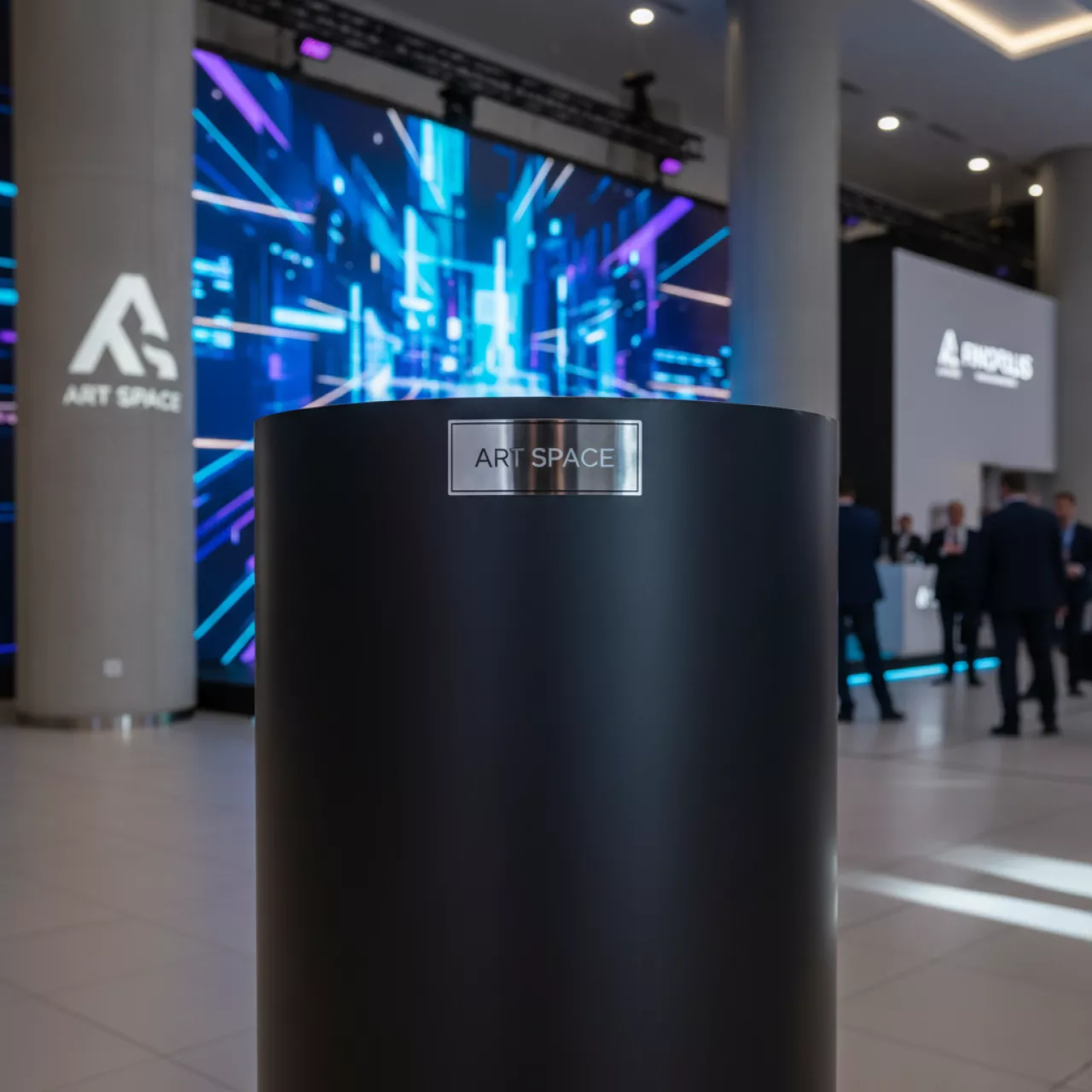 Аренда Плоттерная пленка Oracal 641 70 1,0x50 м в отеле Radisson Lazurnaya — ART SPACE