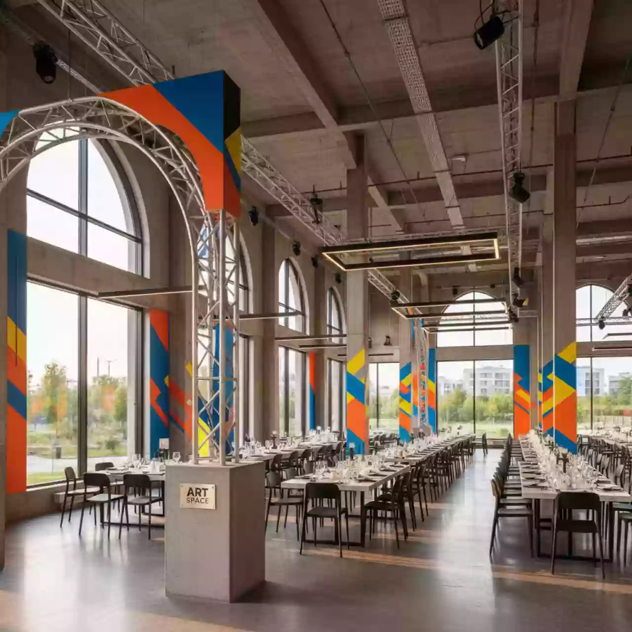 Аренда Плоттерная пленка Oracal 641 80 1,26х50 м в Sport Inn Hotel & Wellness — ART SPACE