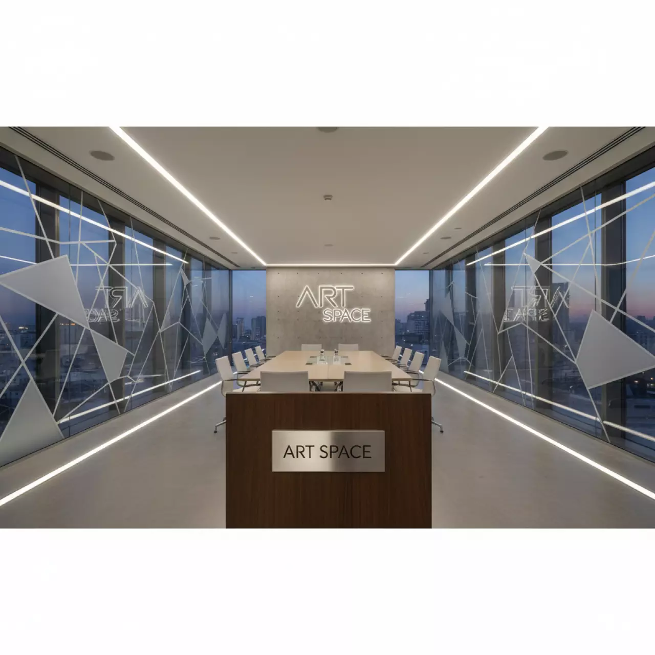 Аренда Плоттерная пленка Oracal 641 80 1x50 м в Pullman Sochi Centre — ART SPACE