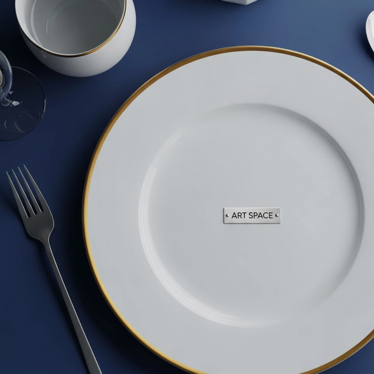 Аренда Подстановочная тарелка Виго с золотым кантом в Mantera Supreme — ART SPACE