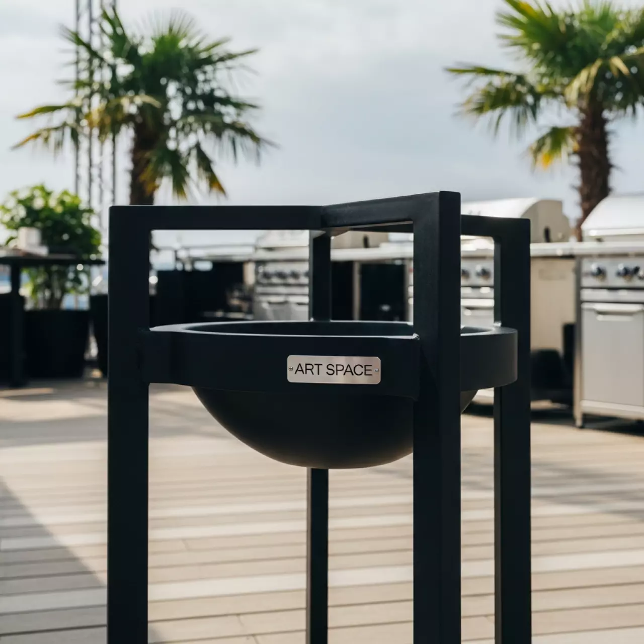 Аренда Подставка для казана 15 л в санатории «Сочи» — ART SPACE