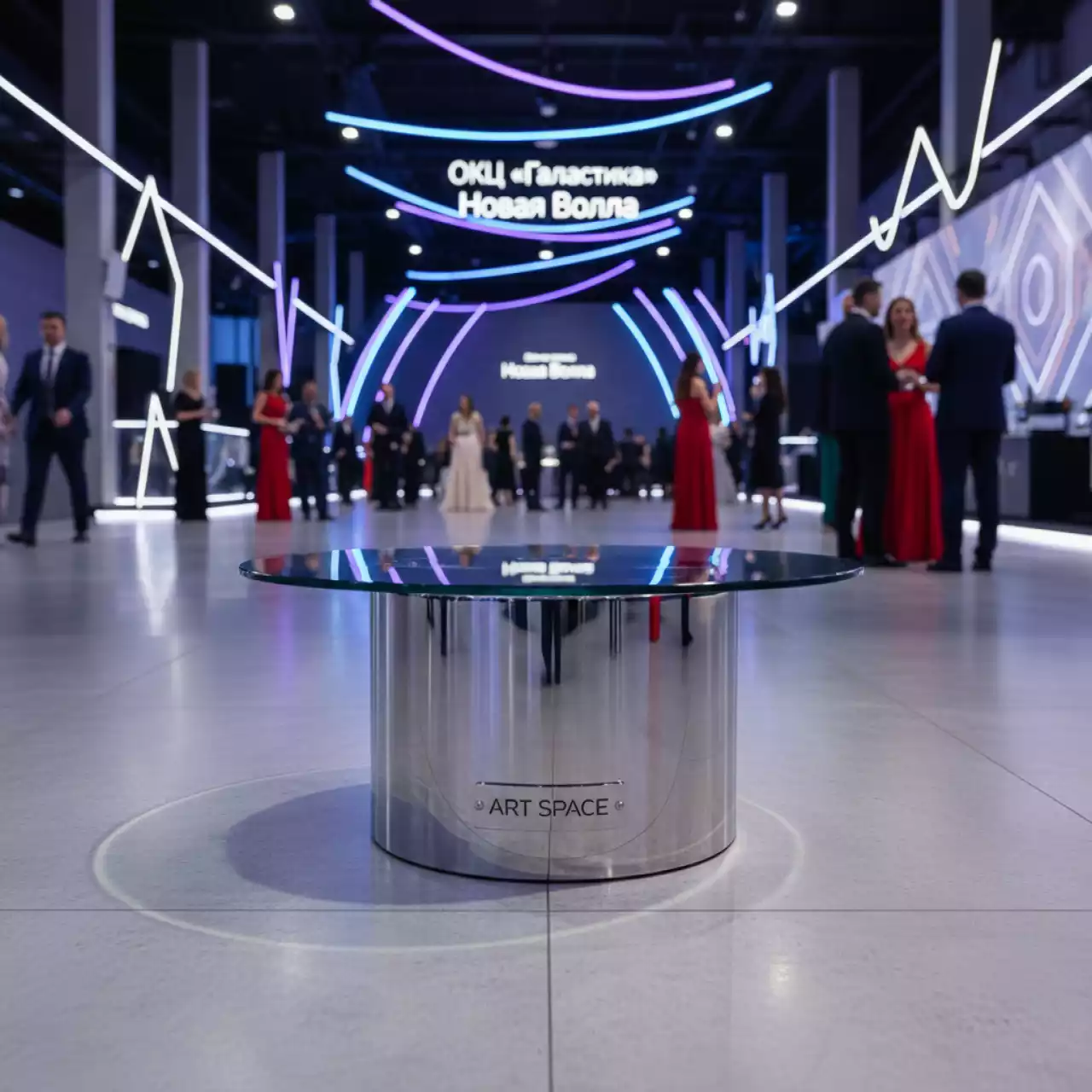 Аренда Подставка для торта и пирожных сталь стекло D 300 мм H 110 мм в ОКЦ «Галактика» — ART SPACE