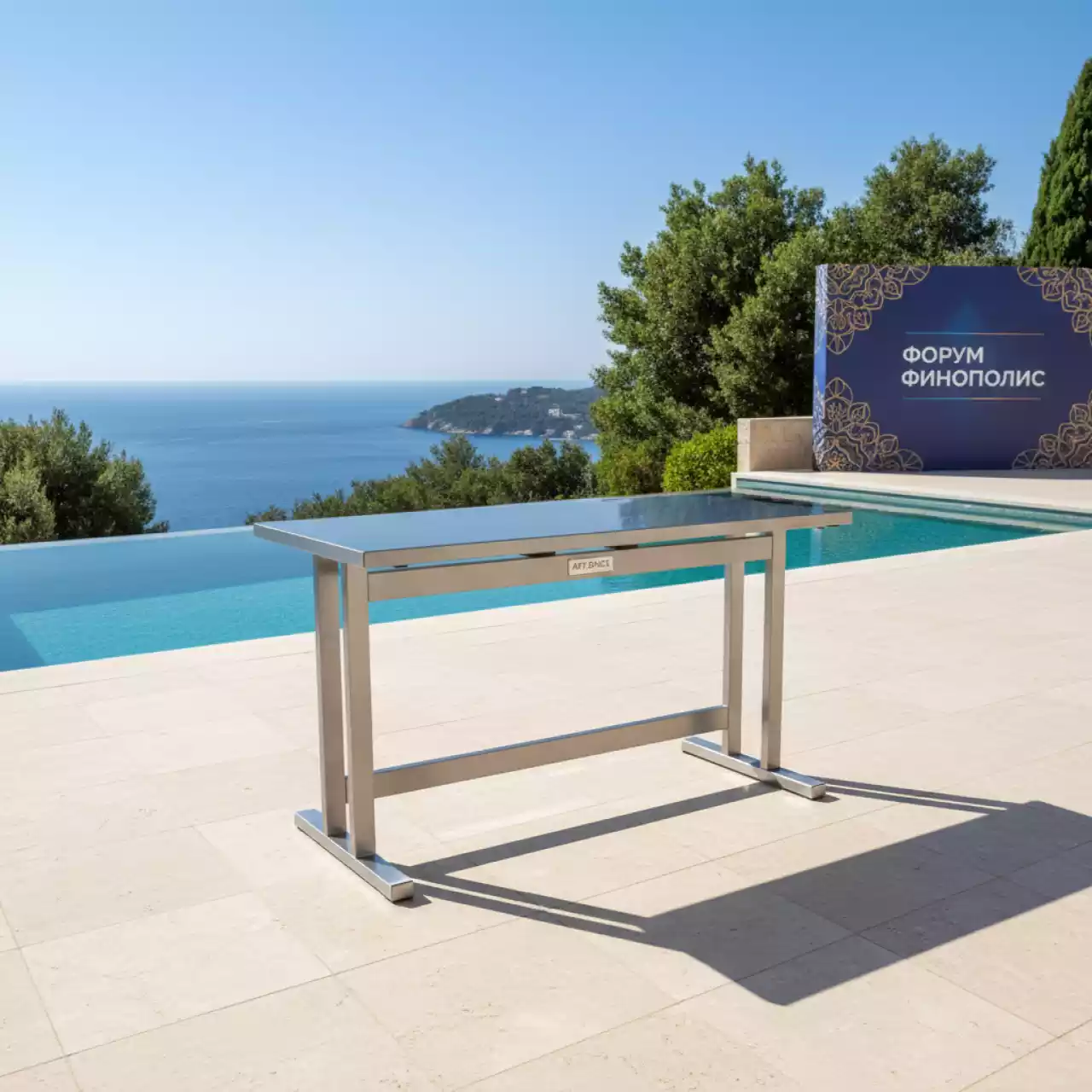 Аренда Подстолье двойное металлическое складное Tripe Double Folding на вилле «Анна» — ART SPACE