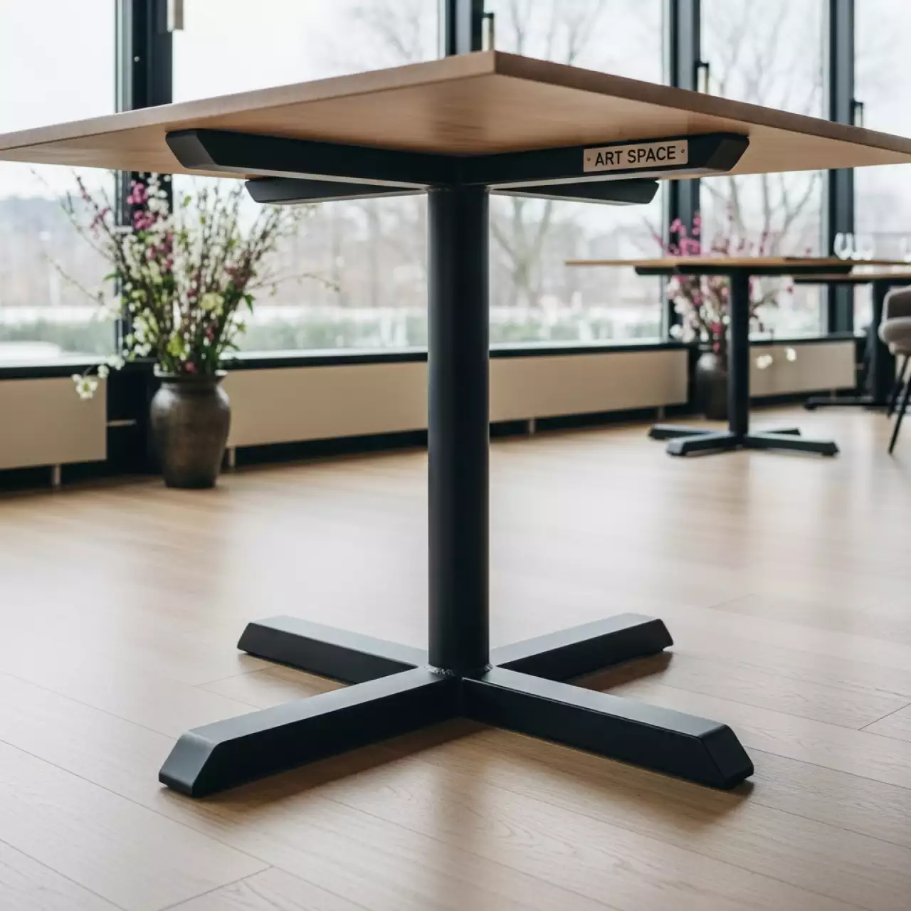 Аренда Подстолье Гамма в ресторане «Паруса» — ART SPACE