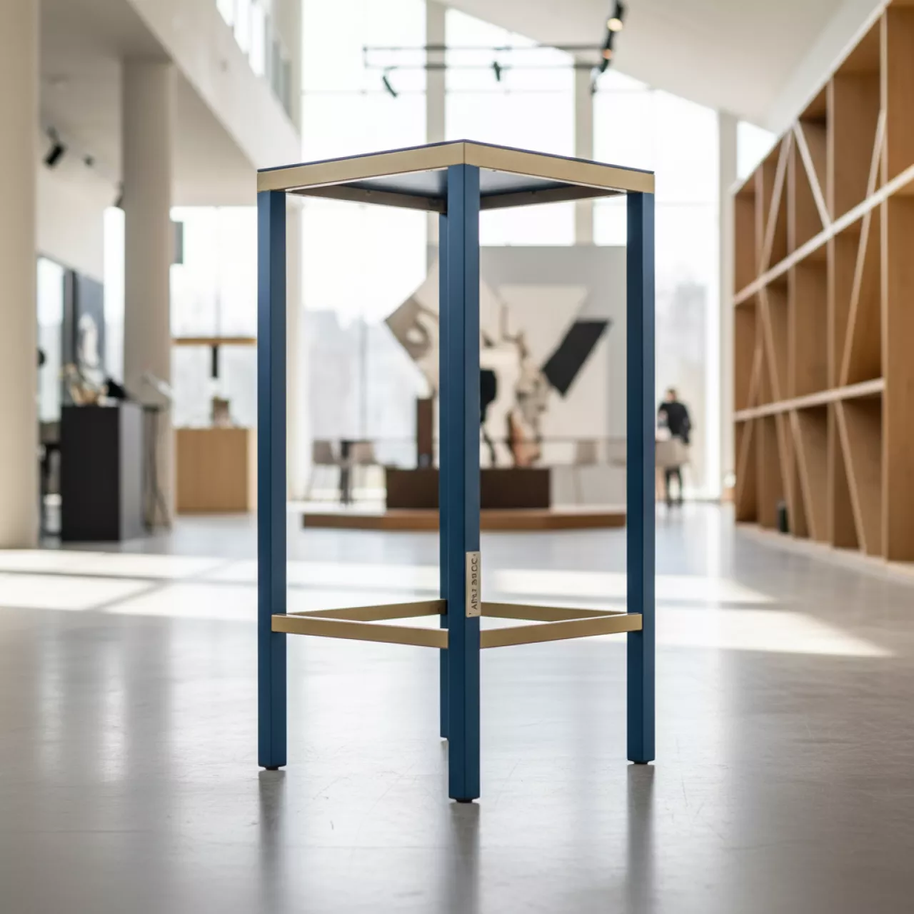 Аренда Подстолье металлическое барное Arya 332 в Gamma Sirius — ART SPACE