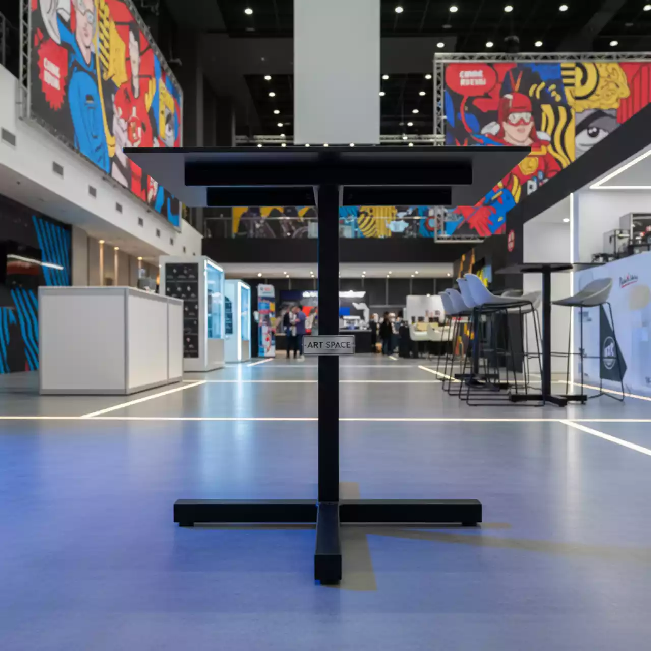 Аренда Подстолье металлическое барное Fluxo в Radisson Blu Resort & Congress Centre — ART SPACE