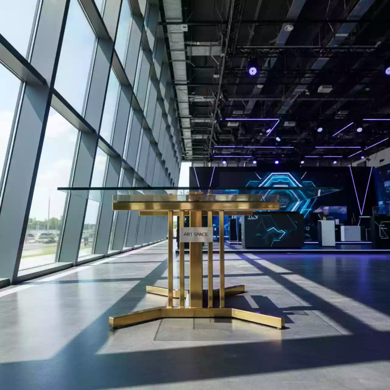 Аренда Подстолье металлическое КВ2122 в VK Stadium Sirius — ART SPACE