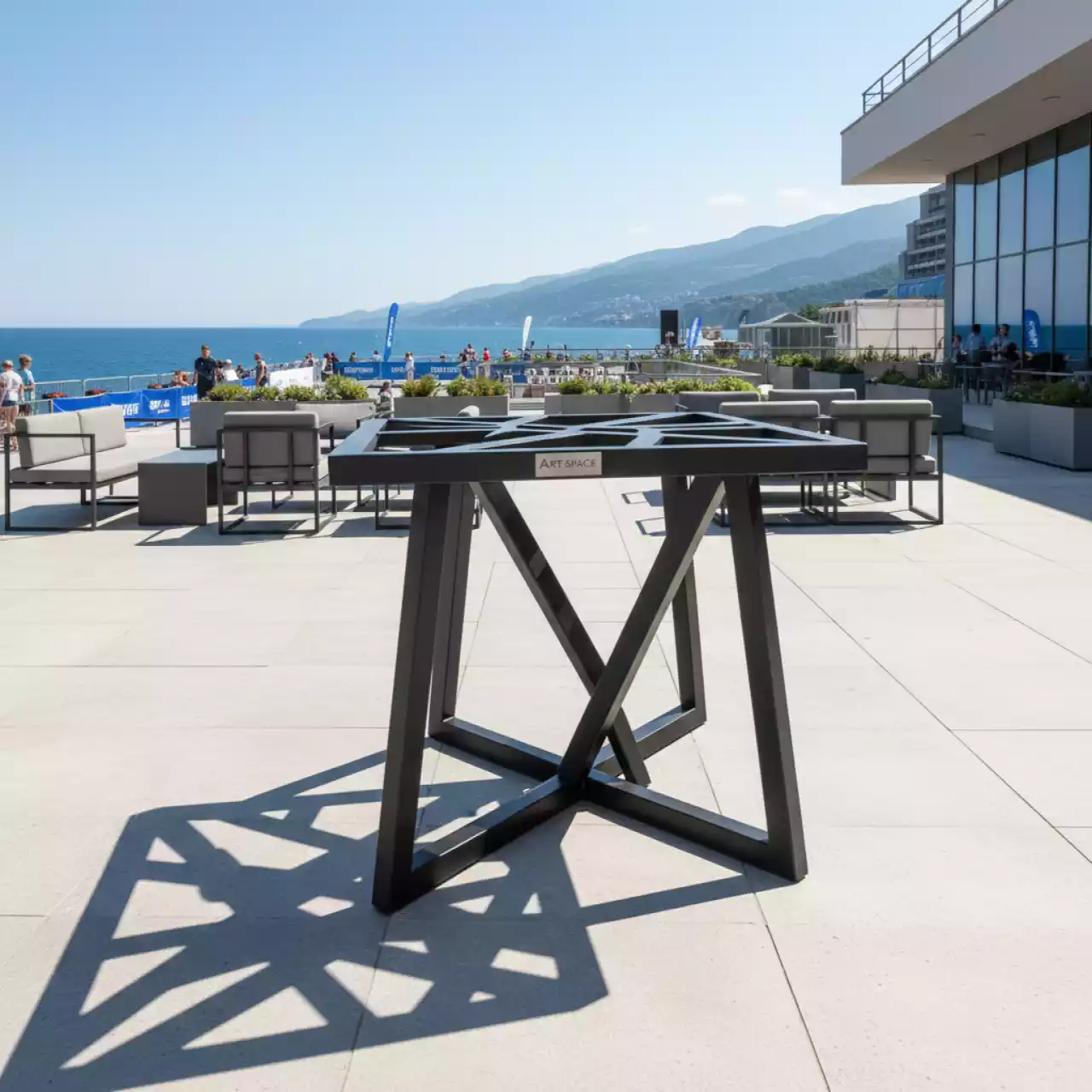 Аренда Подстолье металлическое Rift в Sport Inn Hotel & Wellness — ART SPACE