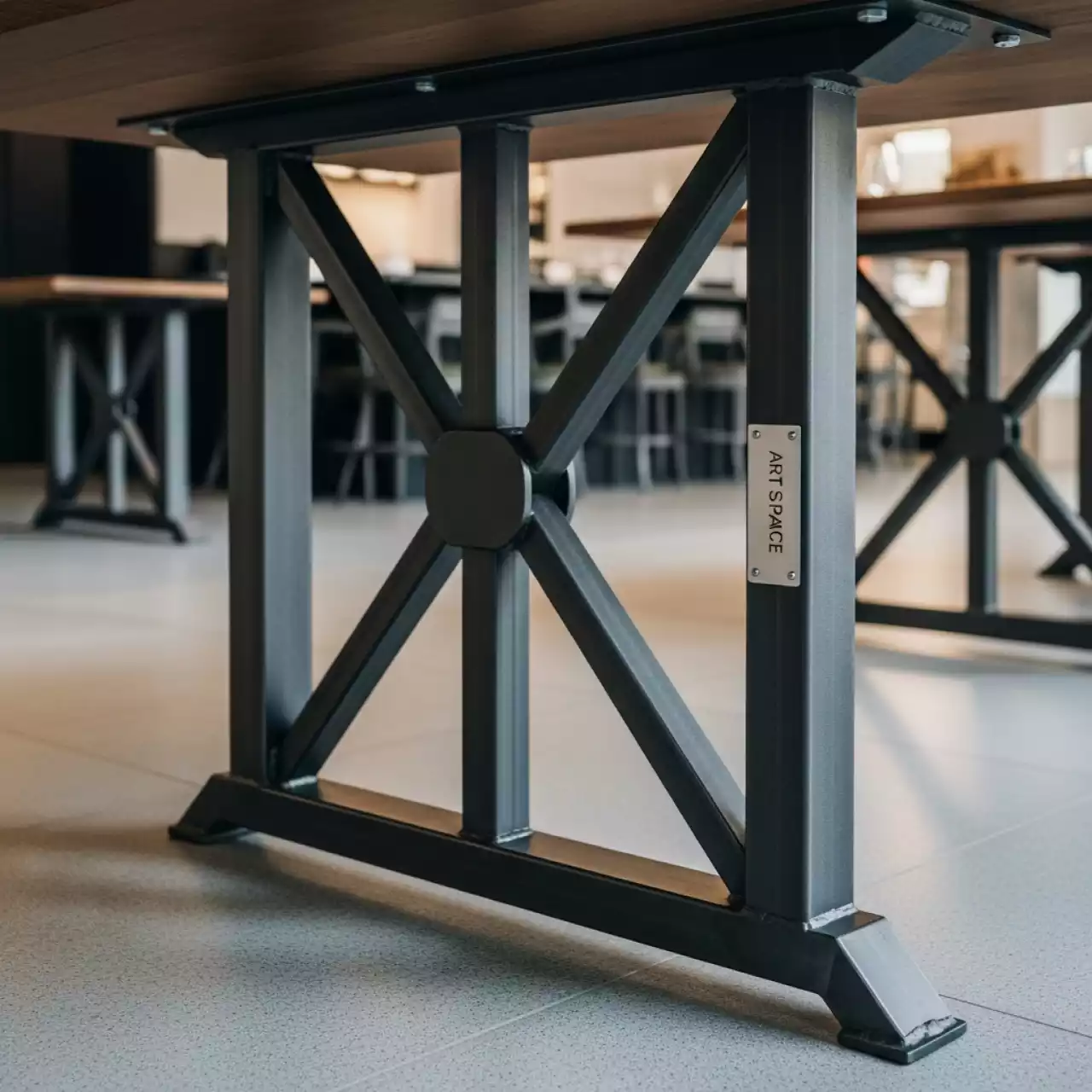 Аренда Подстолье обвязка М 30 в ресторане «Sanremo» — ART SPACE