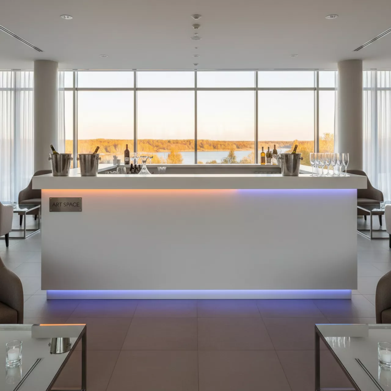 Аренда Подсвеченная Стойка барная в Imeretinskiy Hotel — ART SPACE