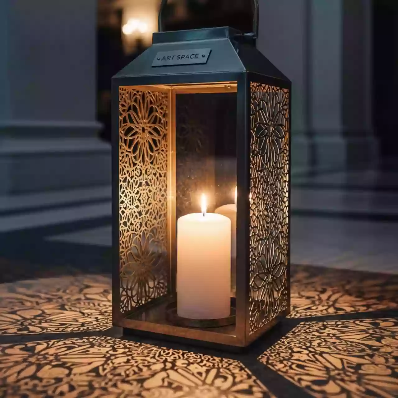 Аренда Подсвечник фонарь Кружевные узоры большой в санатории «Сочи» — ART SPACE