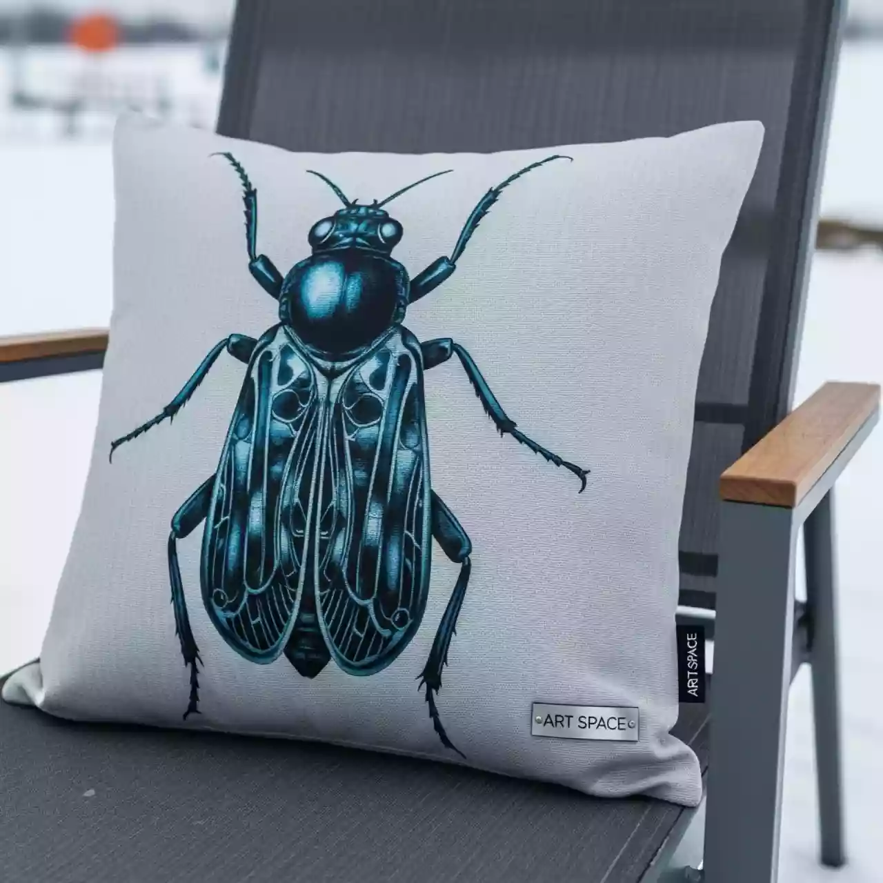 Аренда Подушка декоративная с принтом "Насекомые" в этно-парке «Моя Россия» — ART SPACE