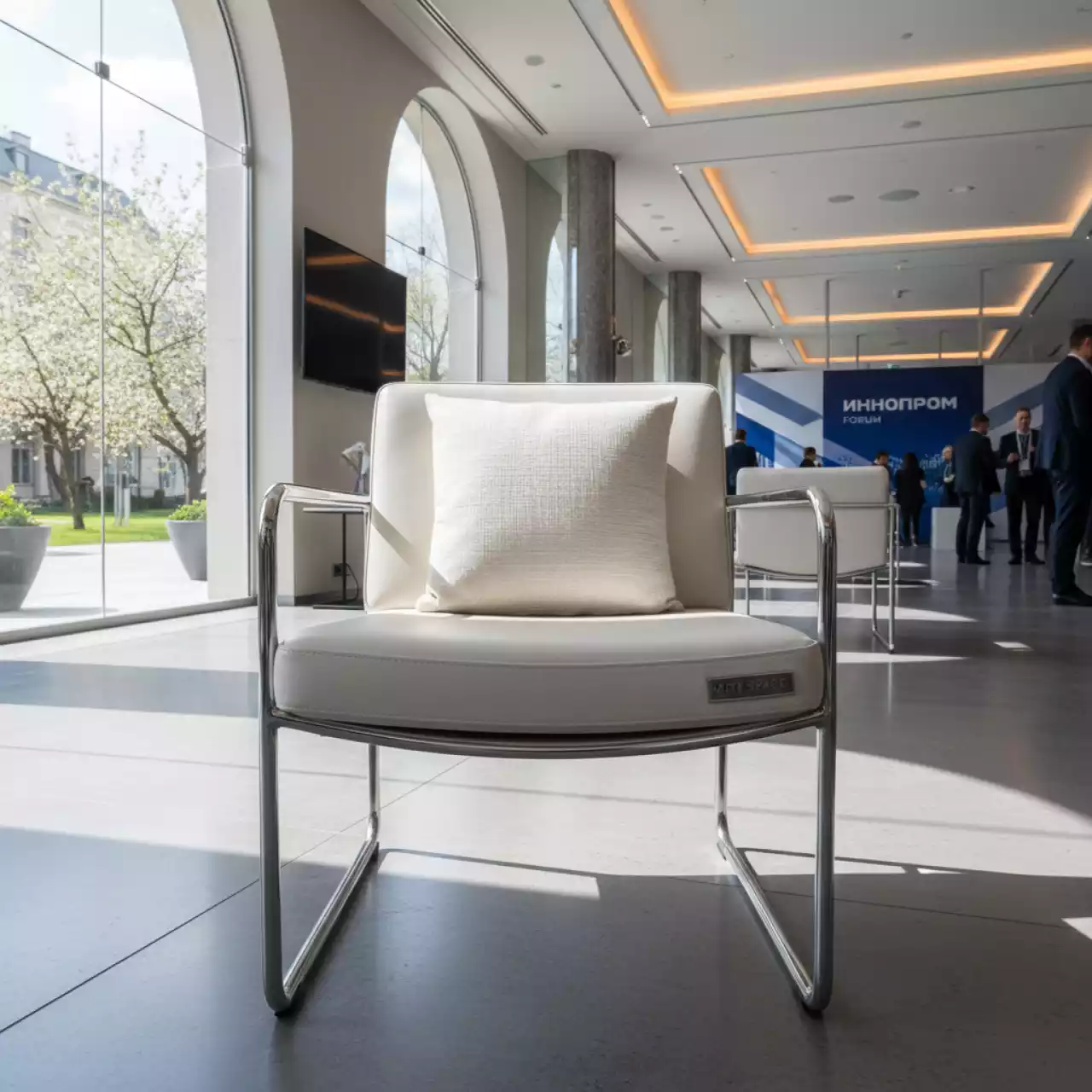 Аренда Подушка для кресла Paris Lounge в Radisson Collection Paradise — ART SPACE