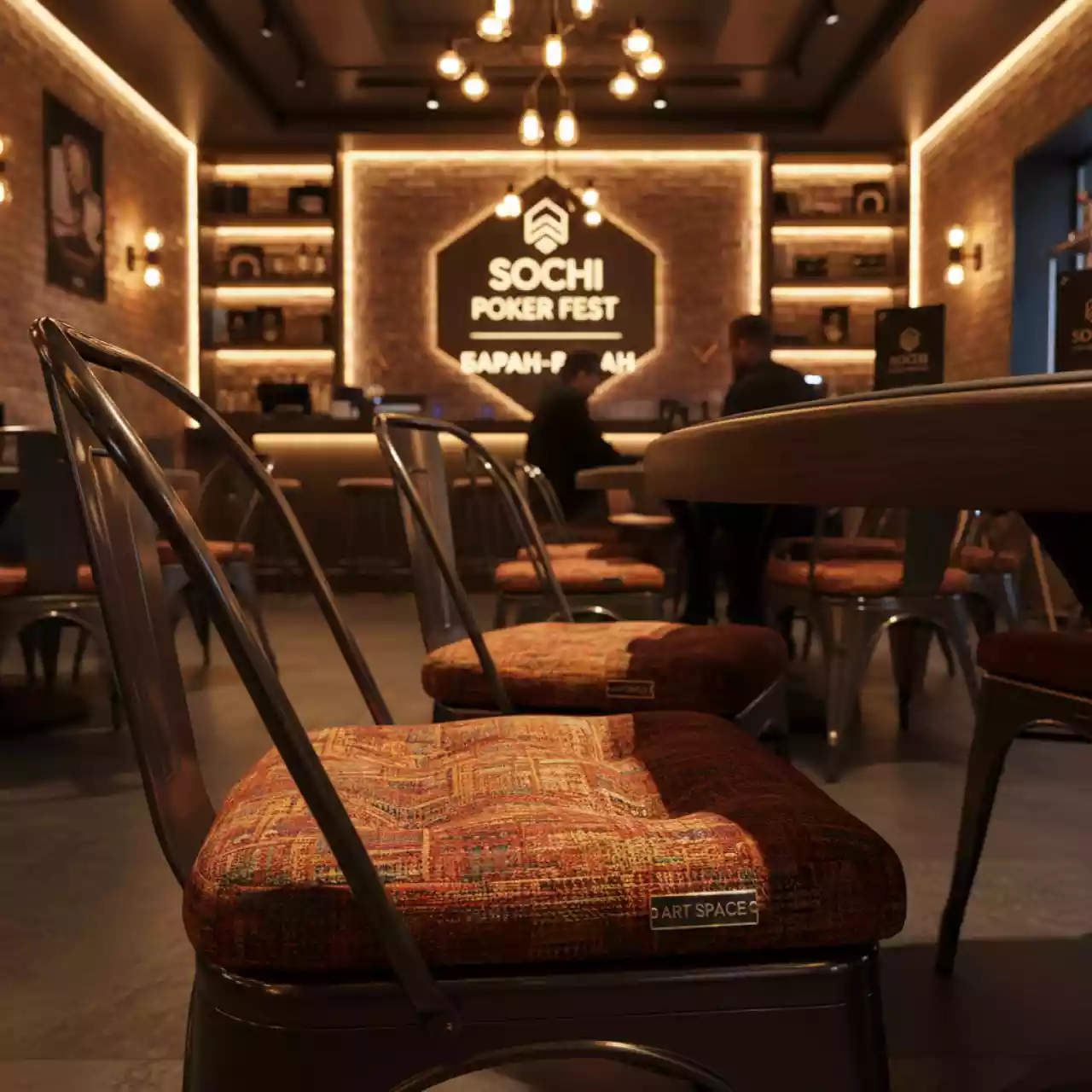 Аренда Подушка для кресла Silva в ресторане «Баран-Рапан» — ART SPACE