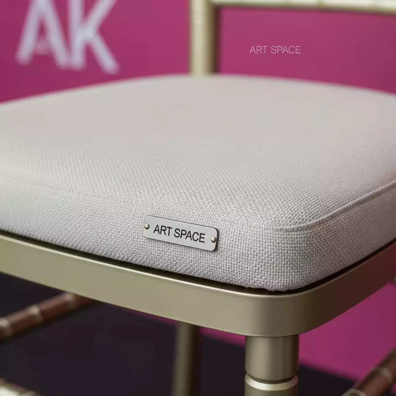 Аренда Подушка для стула Chiavari 2 см в Omega Sirius — ART SPACE