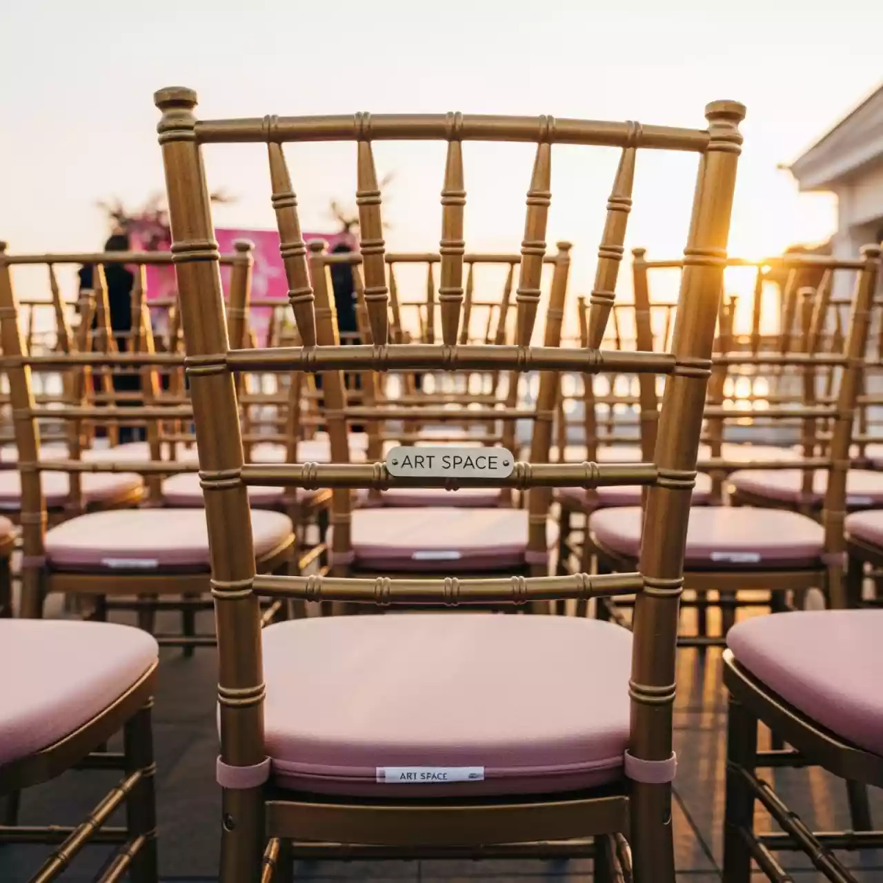 Аренда Подушка для стула Кьявари 3 см розовая в санатории «Черноморье» — ART SPACE