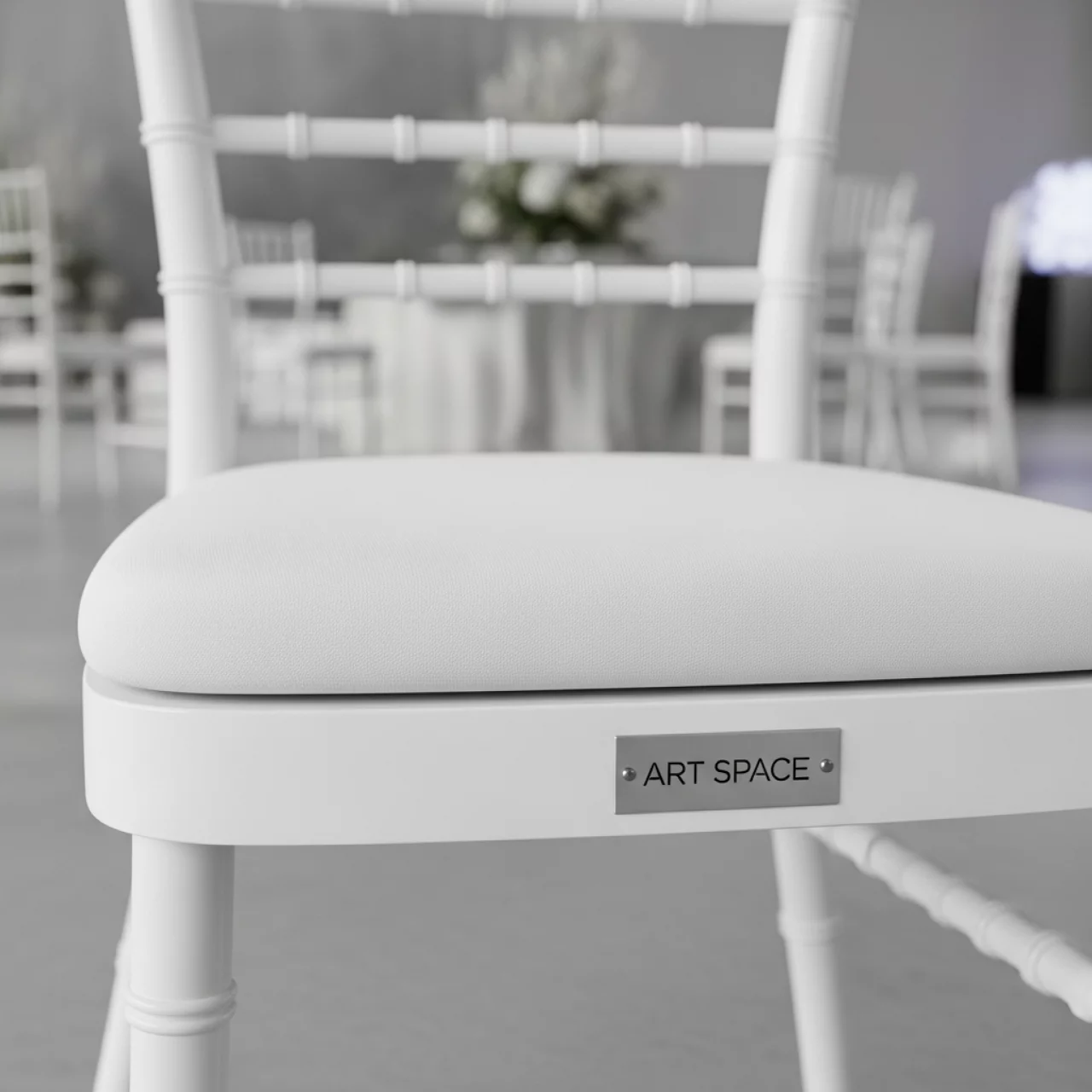Аренда Подушка для стула Кьявари белая гладь 3 см на пляже «Маяк» — ART SPACE