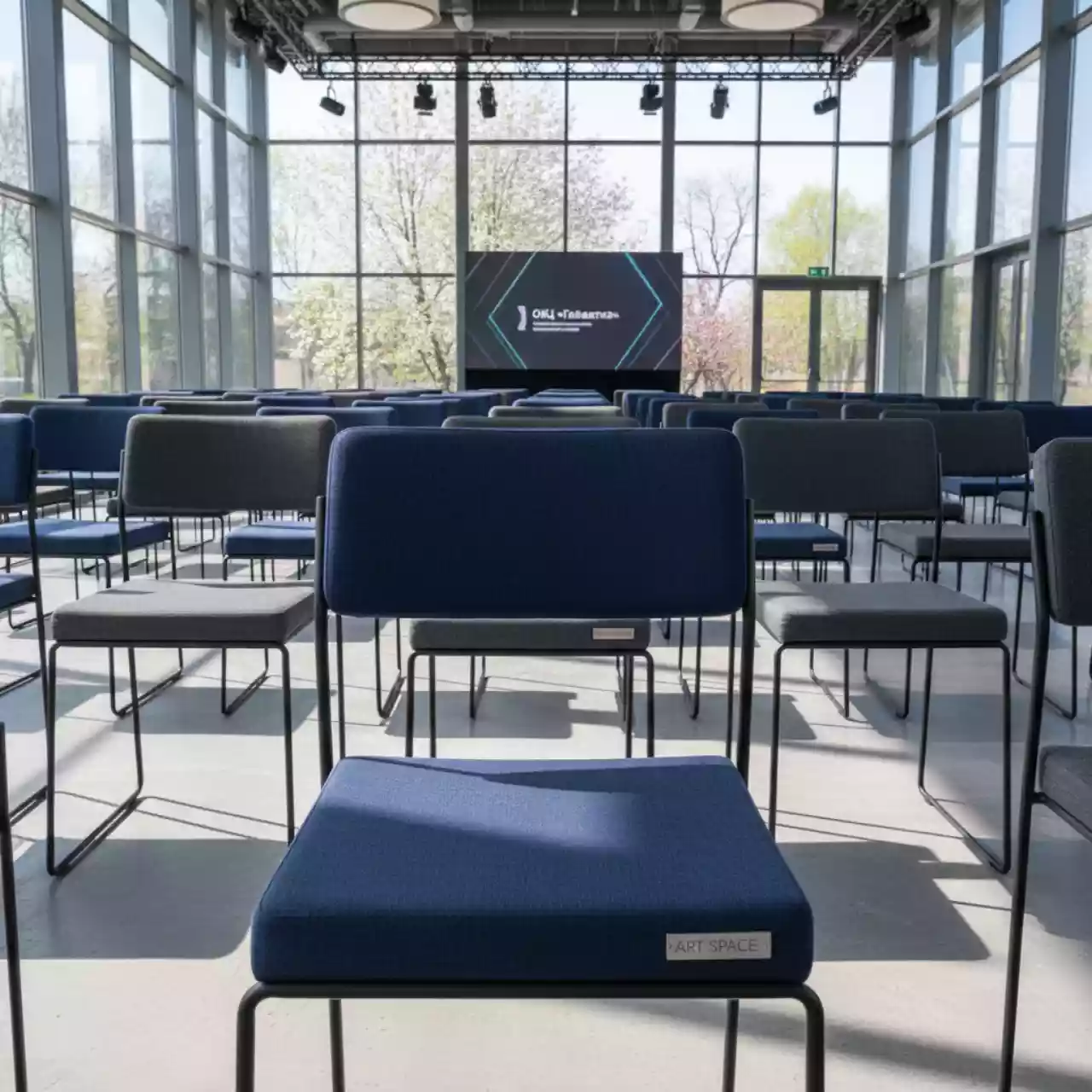 Аренда Подушки для стульев в ОКЦ «Галактика» — ART SPACE